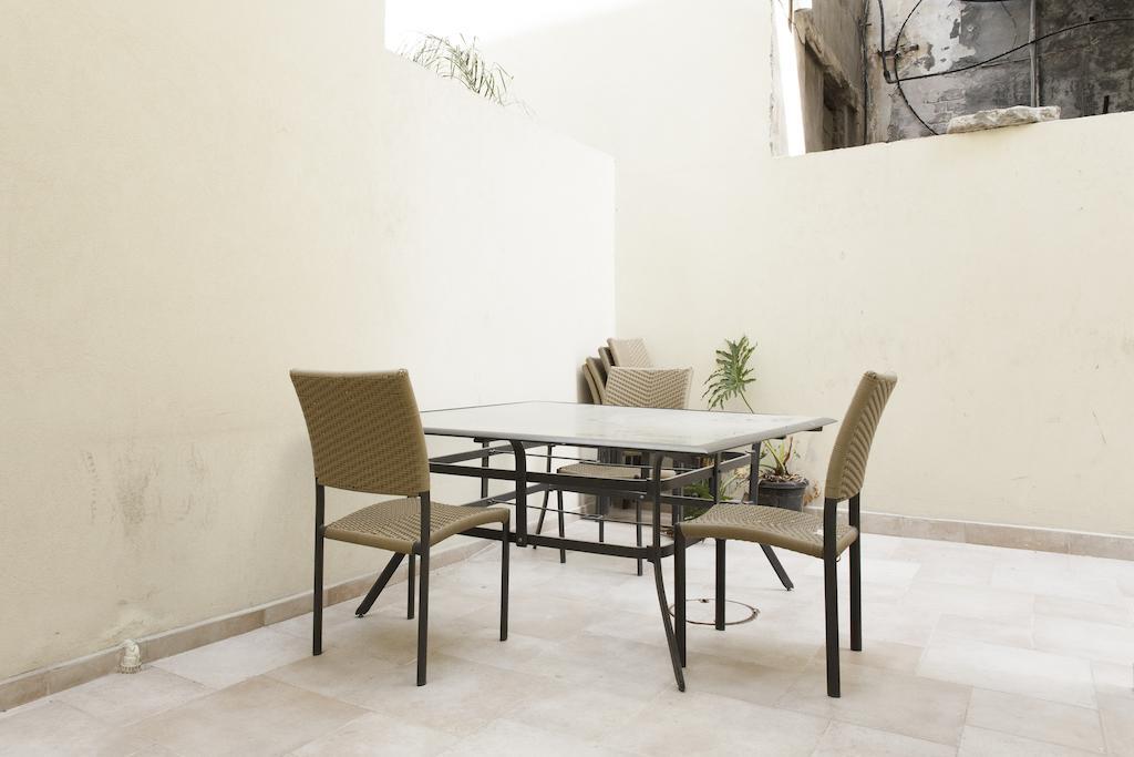 Kerem Hateimanim Apartments Tel Aviv Quarto foto
