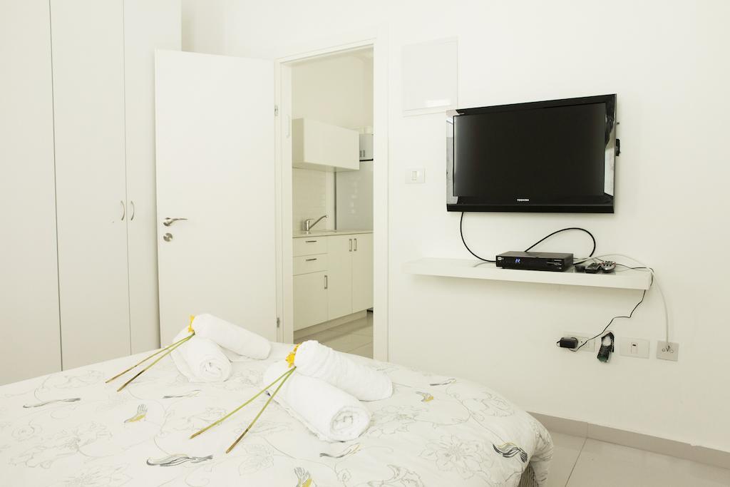 Kerem Hateimanim Apartments Tel Aviv Quarto foto